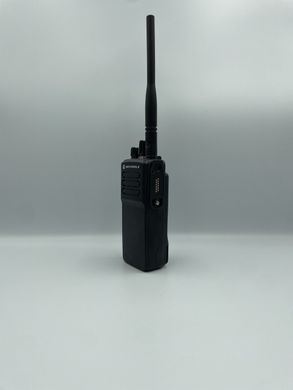 Рация Motorola DP4400e VHF + складная антенна на 108см HRBV-000695 фото