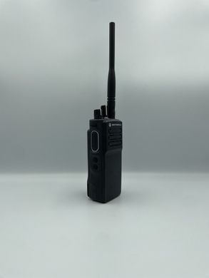 Motorola DP4400e UHF &mdash; Рация цифро-аналоговая 403-527 МГц 5 Вт 32 канала BV-000380 фото